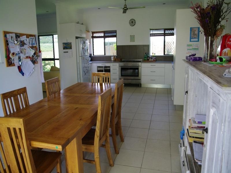 68 Cooya Beach Rd, Cooya Beach QLD 4873