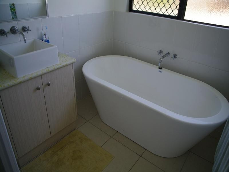 68 Cooya Beach Rd, Cooya Beach QLD 4873