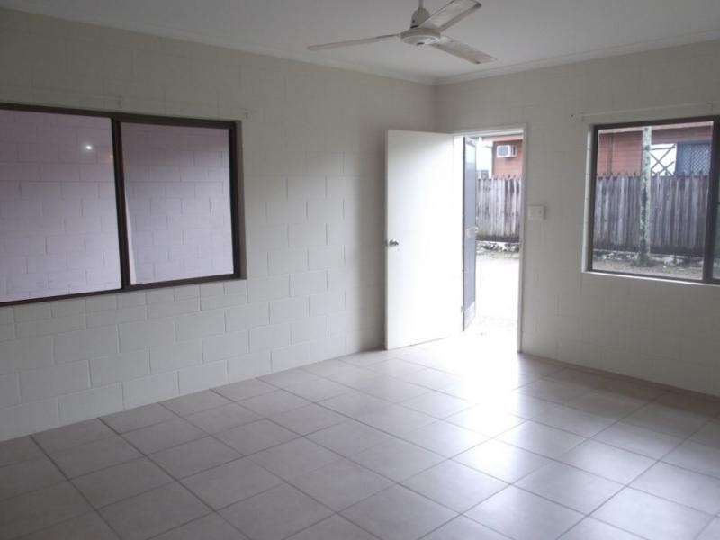 1/24 Atherton Street, Mossman QLD 4873