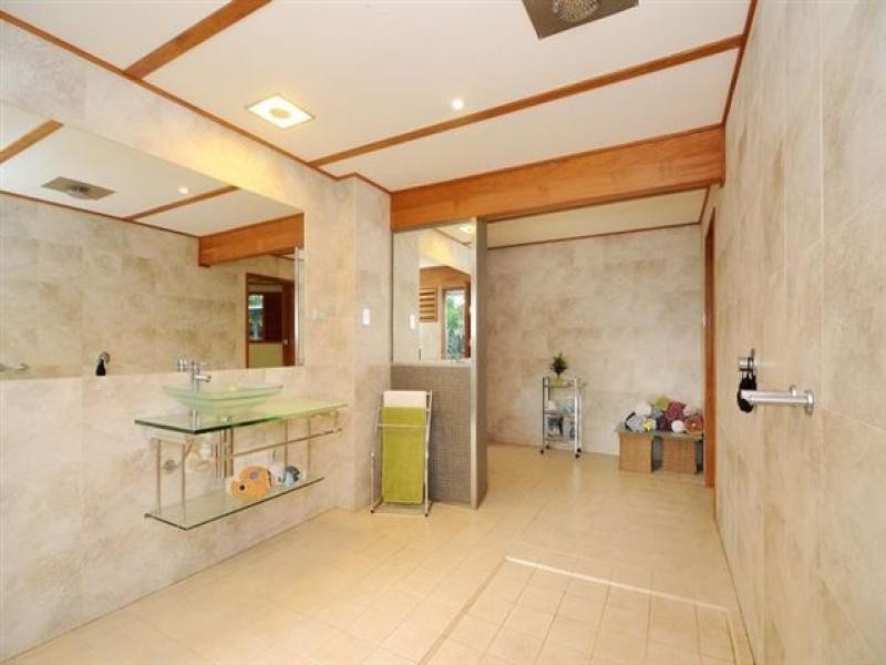 1 Poinciana, Cooya Beach QLD 4873
