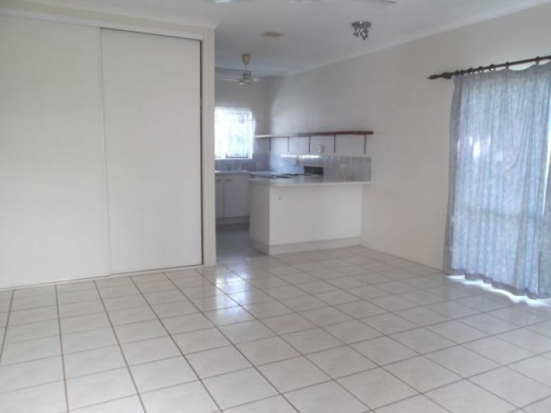1/25 Pringle Street, Mossman QLD 4873