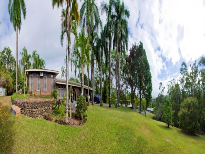 14 Noli Cl, Mossman QLD 4873