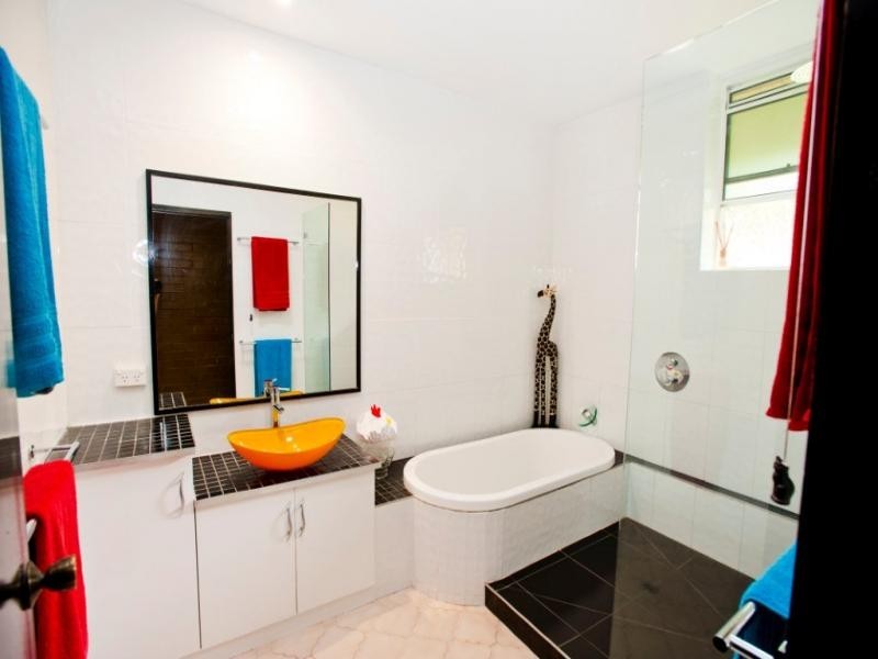 14 Noli Cl, Mossman QLD 4873