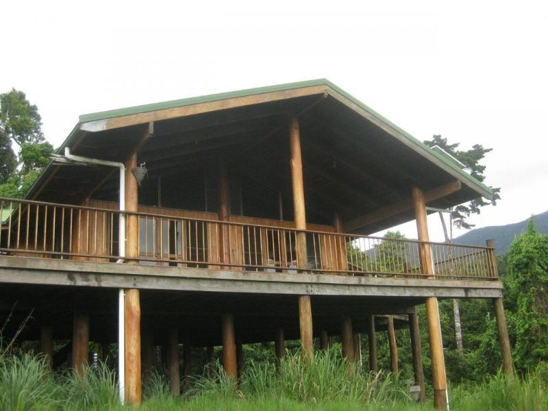 19 Iron Bark Rd, Daintree QLD 4873