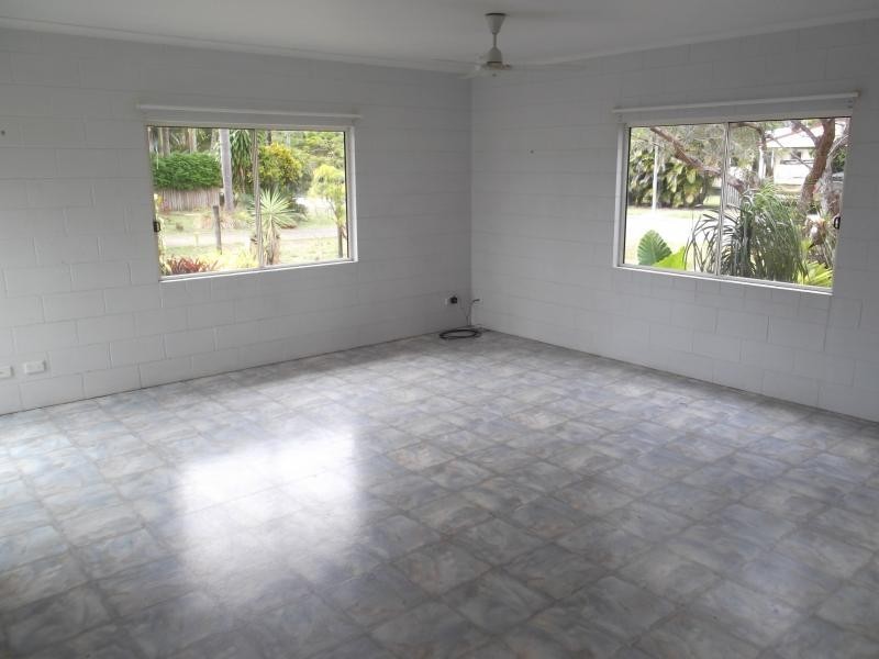 19 Allamanda Street, Cooya Beach QLD 4873