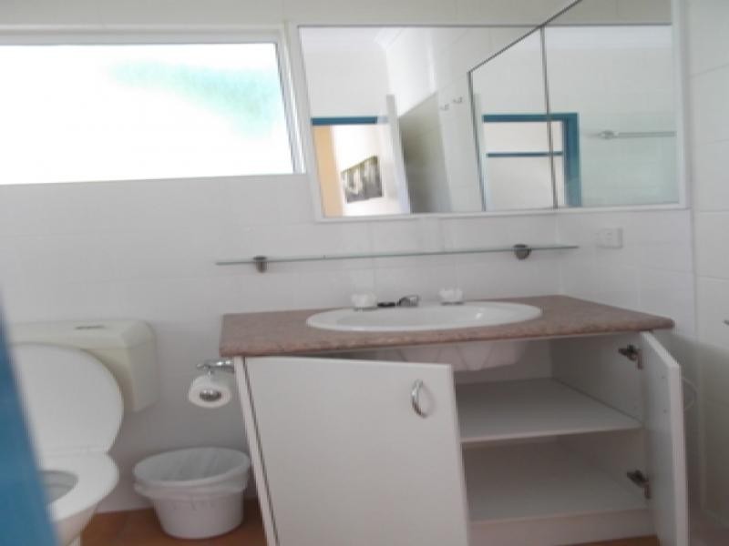 1/7 Camelia Close, Wonga QLD 4873