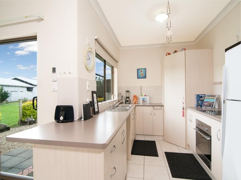 7 Rutherford Road, Miallo QLD 4873