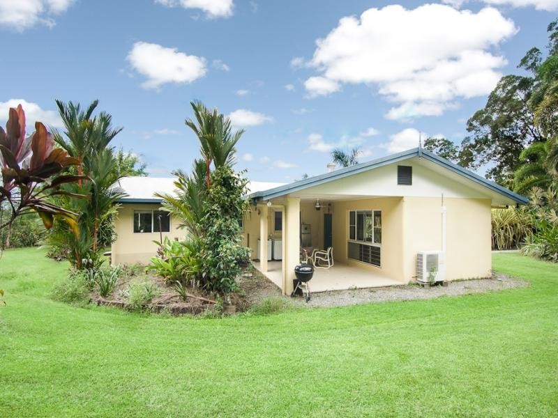 11 Whiteley Road, Whyanbeel QLD 4873