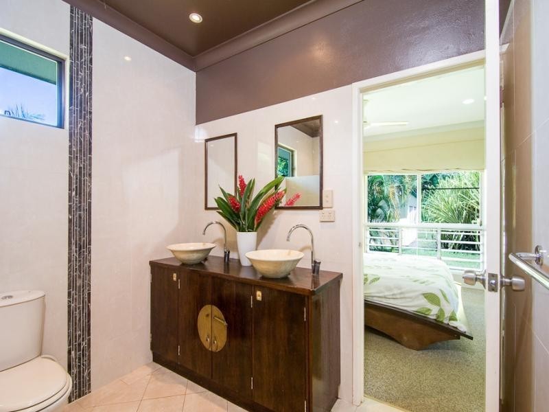 11 Whiteley Road, Whyanbeel QLD 4873