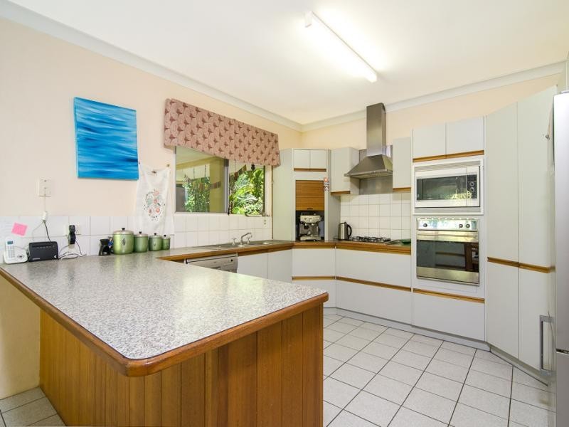 11 Whiteley Road, Whyanbeel QLD 4873
