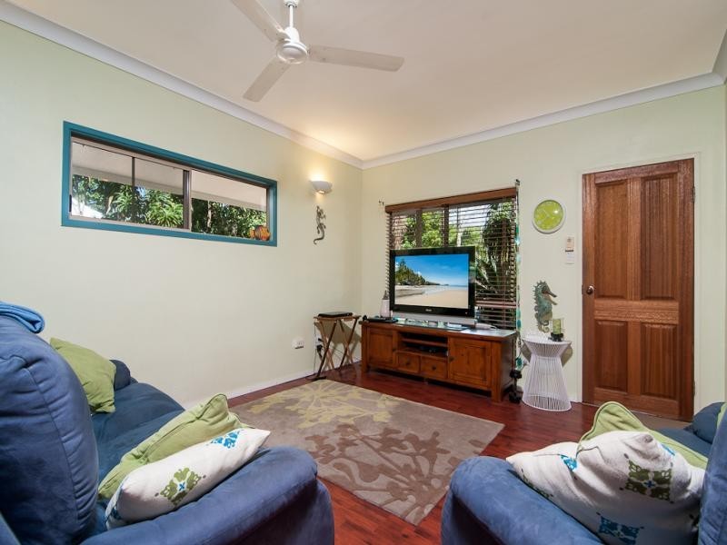11 Albatross Close, Cooya Beach QLD 4873