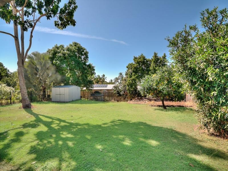 11 Albatross Close, Cooya Beach QLD 4873