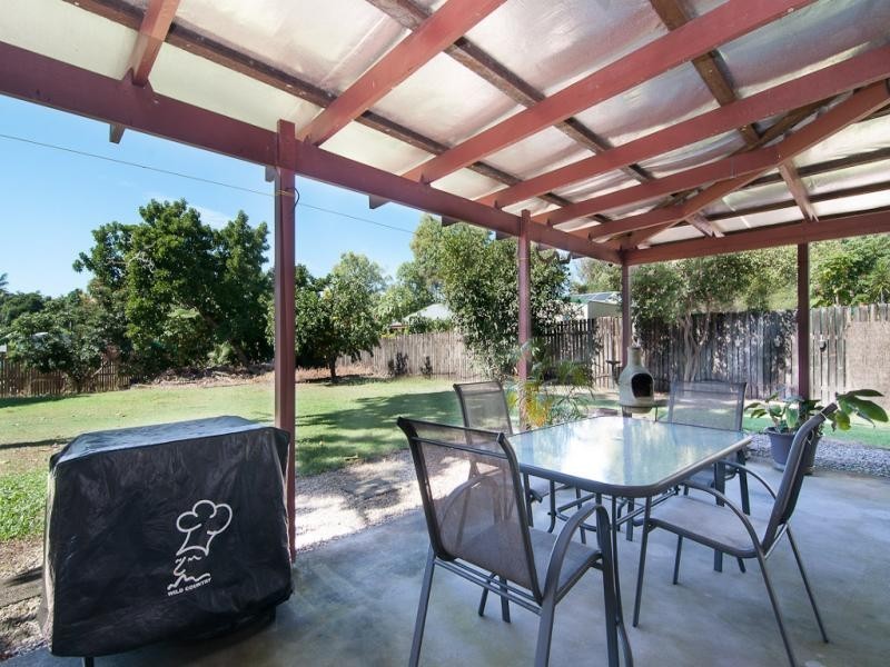 11 Albatross Close, Cooya Beach QLD 4873