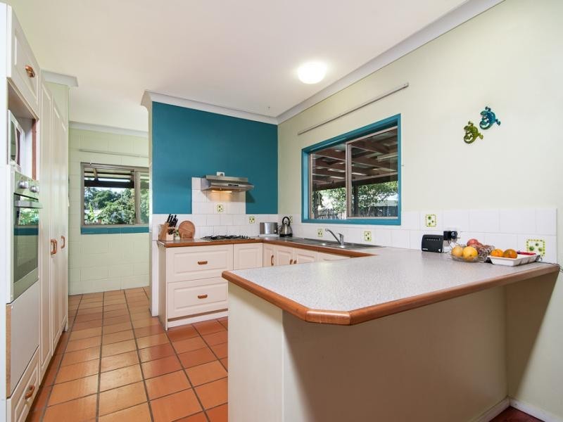 11 Albatross Close, Cooya Beach QLD 4873