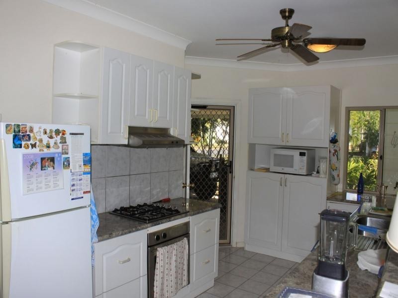 34 Snapper Island Drive, Wonga QLD 4873