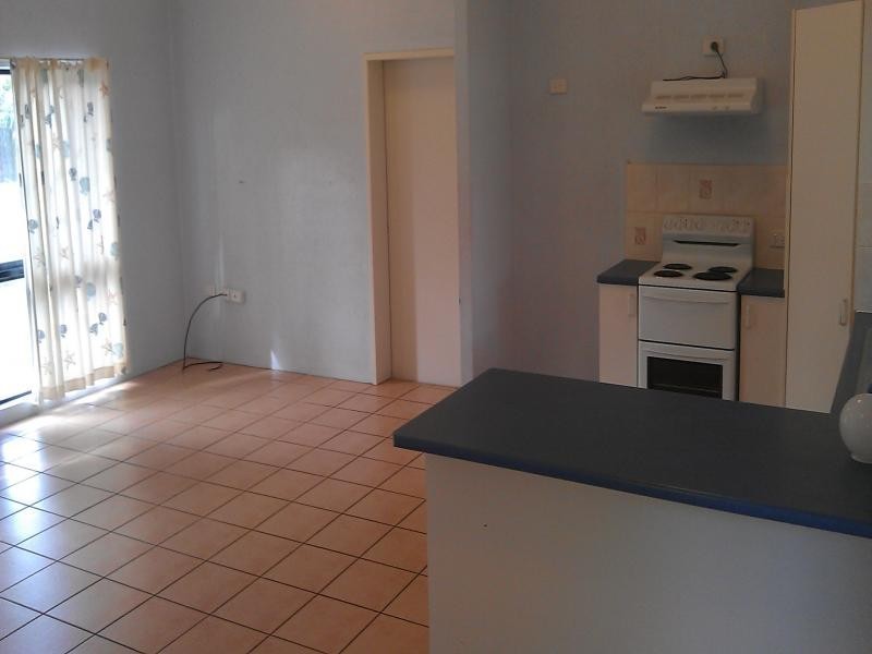 2/2 Allamanda Street, Cooya Beach QLD 4873