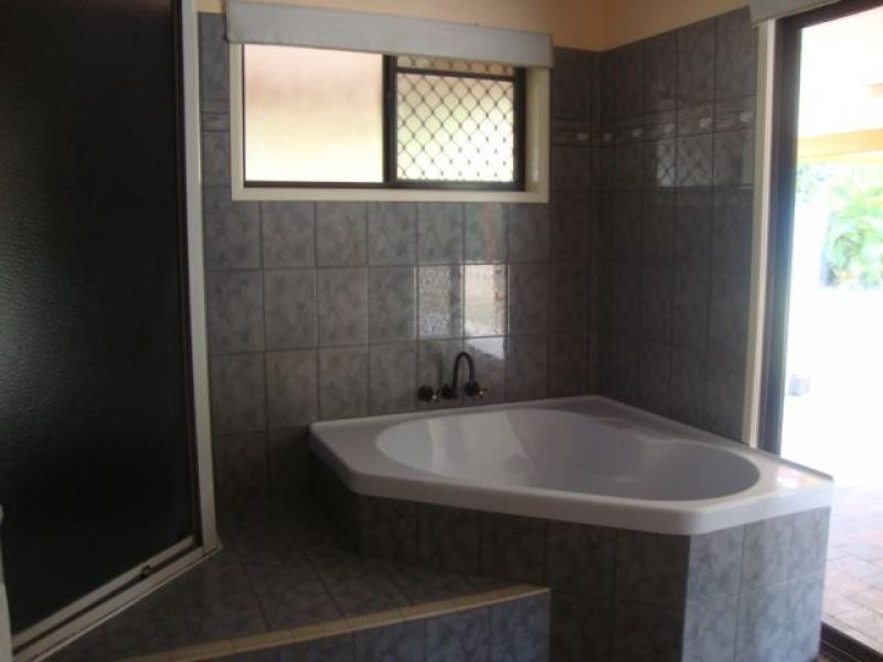 31 Yarun Close, Wonga QLD 4873