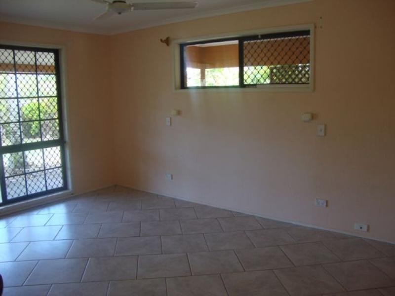 31 Yarun Close, Wonga QLD 4873