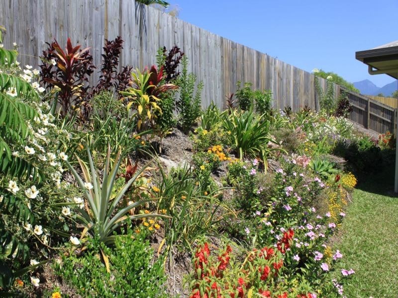 12 Lou Prince Drive, Cooya Beach QLD 4873