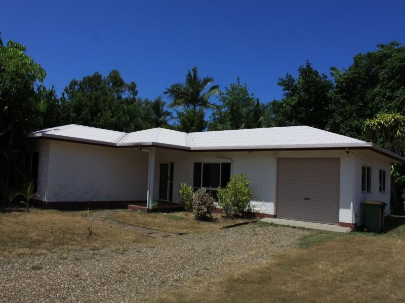 6 Ives Avenue, Wonga QLD 4873