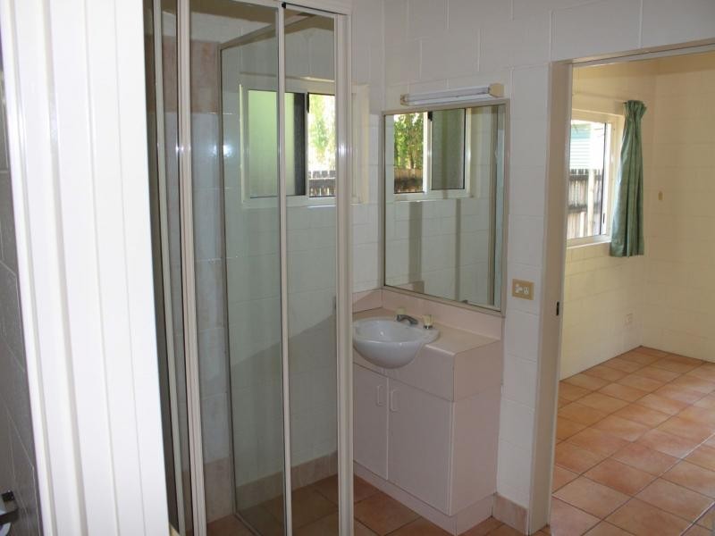 6 Ives Avenue, Wonga QLD 4873