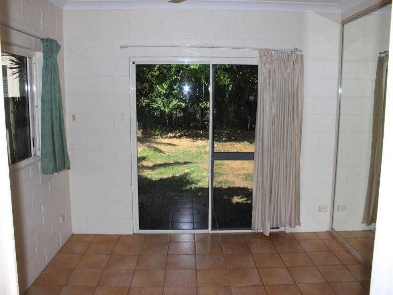 6 Ives Avenue, Wonga QLD 4873