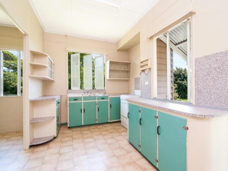 9 Johnston Road, Mossman QLD 4873