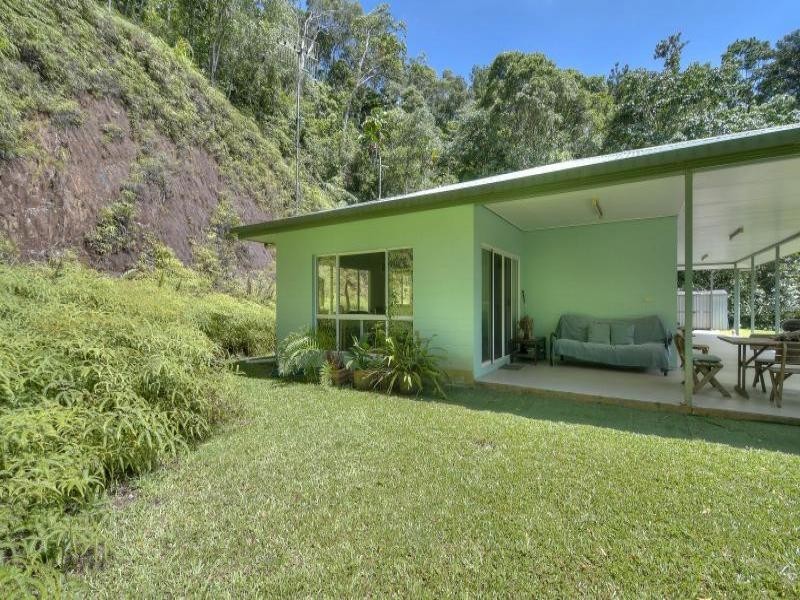 42 Kahana Road, Whyanbeel QLD 4873