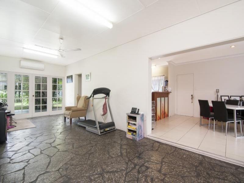 17 Thooleer Close, Cooya Beach QLD 4873