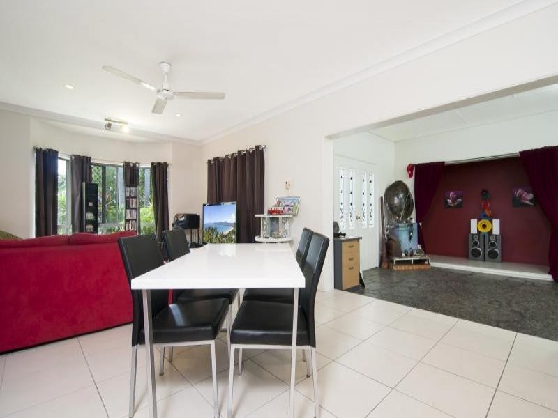 17 Thooleer Close, Cooya Beach QLD 4873
