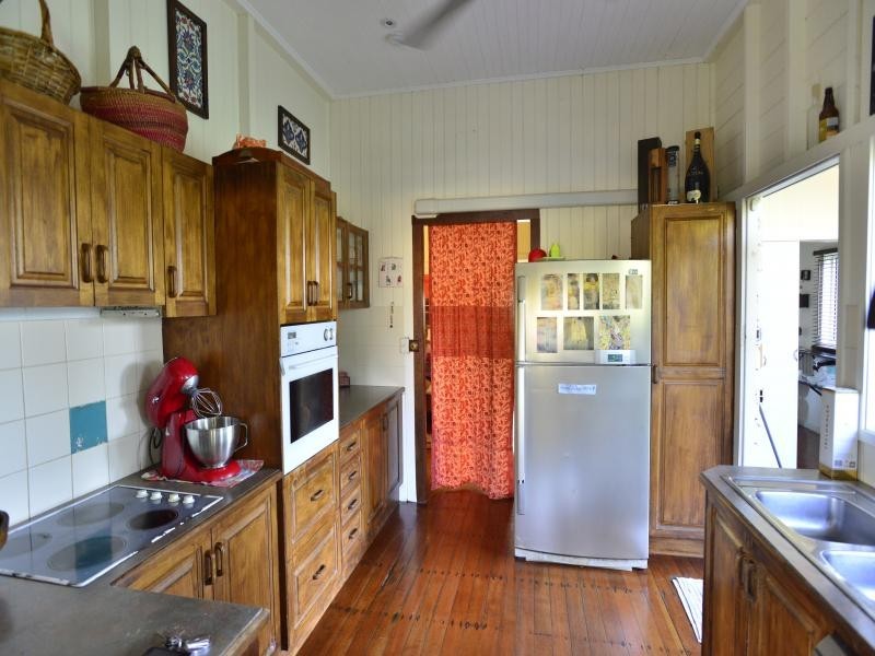 5 Jack Street, Mossman QLD 4873