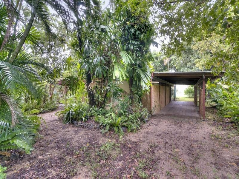 8 Douglas Street, Daintree QLD 4873