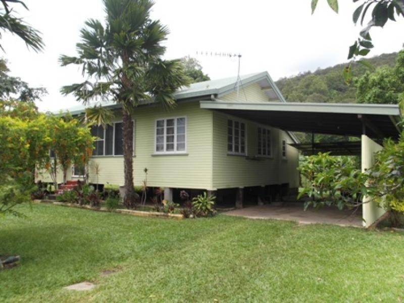 6889 Captain Cook Highway, Mossman QLD 4873