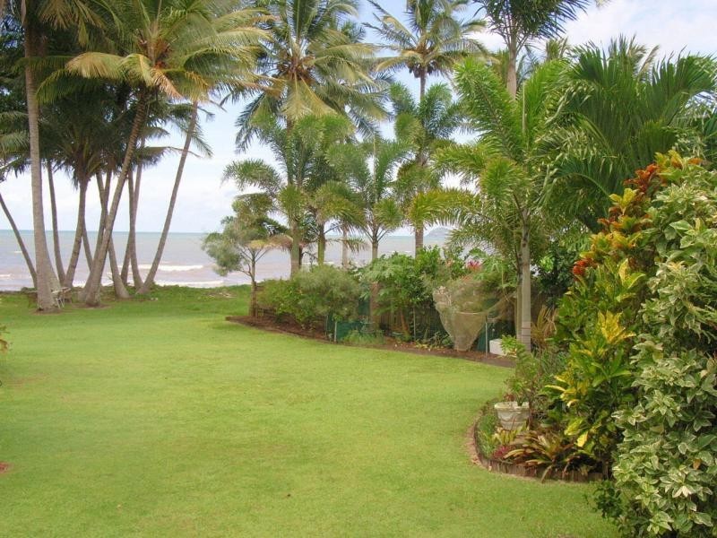 7 Marine Parade, Newell QLD 4873