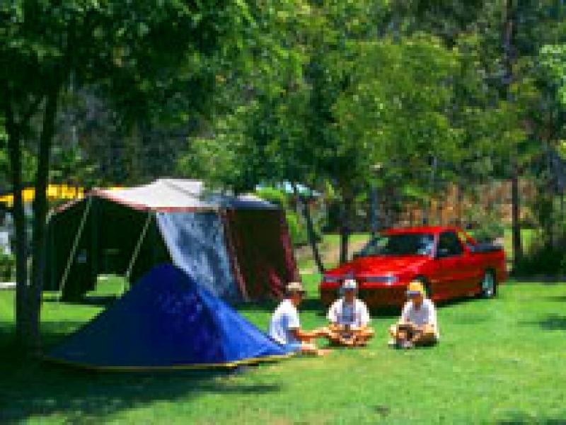 66-68 Mowbray River Rd, Port Douglas QLD 4877