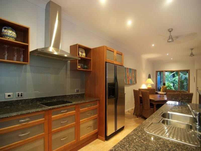 1/50 Garrick Street, Luz Mar, Port Douglas QLD 4877