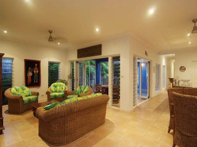 1/50 Garrick Street, Luz Mar, Port Douglas QLD 4877