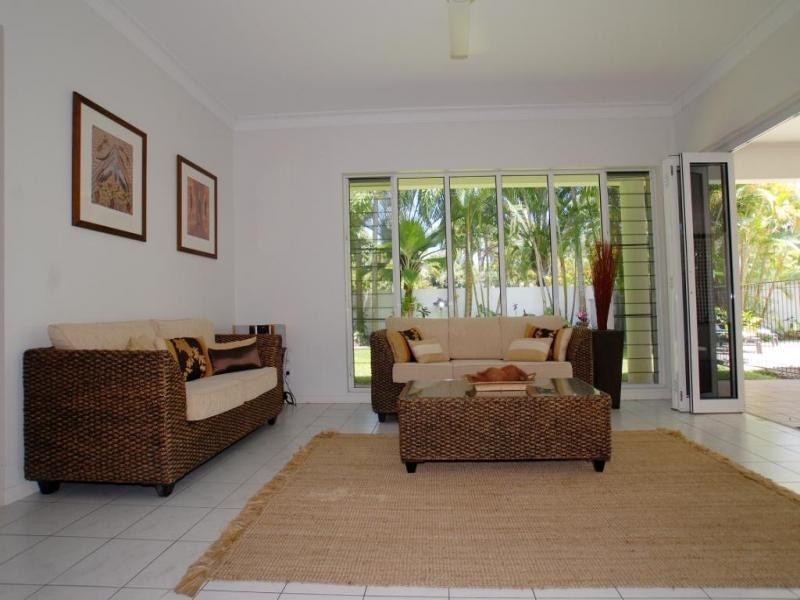 Port Douglas QLD 4877