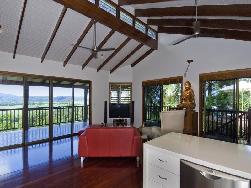 14 Somerset Drv, Port Douglas QLD 4877