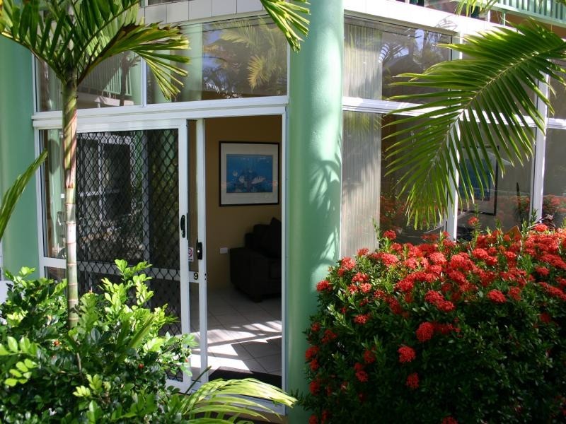 9/9 Tropical Nites, Port Douglas QLD 4877