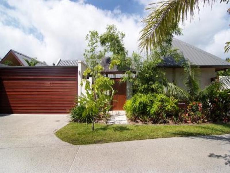 Port Douglas QLD 4877