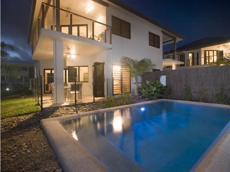 Port Douglas QLD 4877