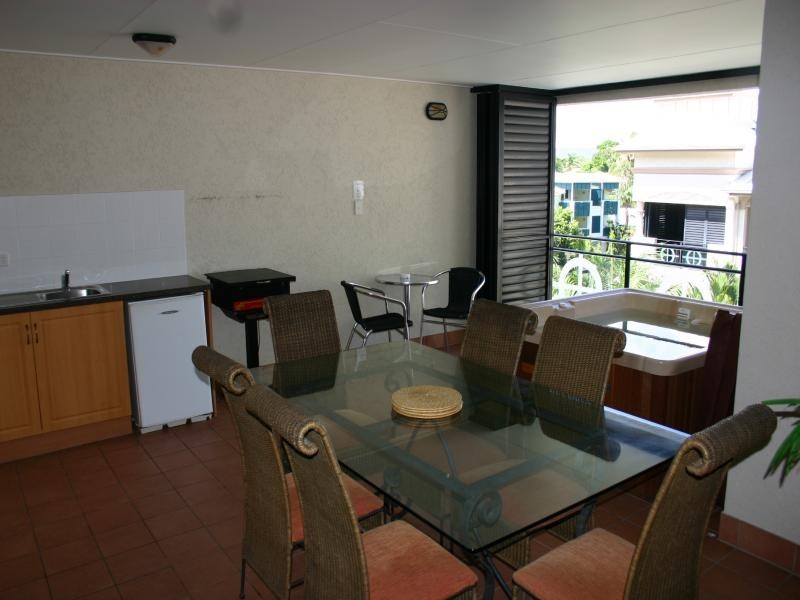 Port Douglas QLD 4877