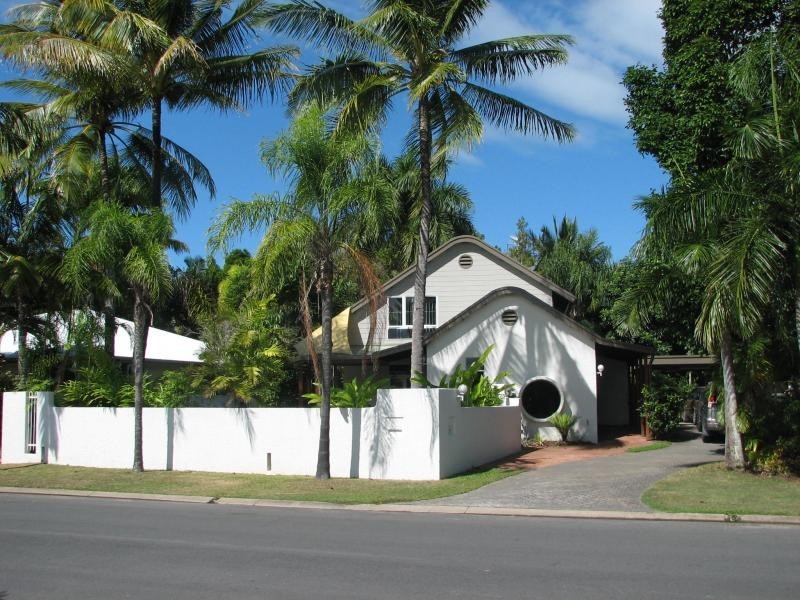 Port Douglas QLD 4877