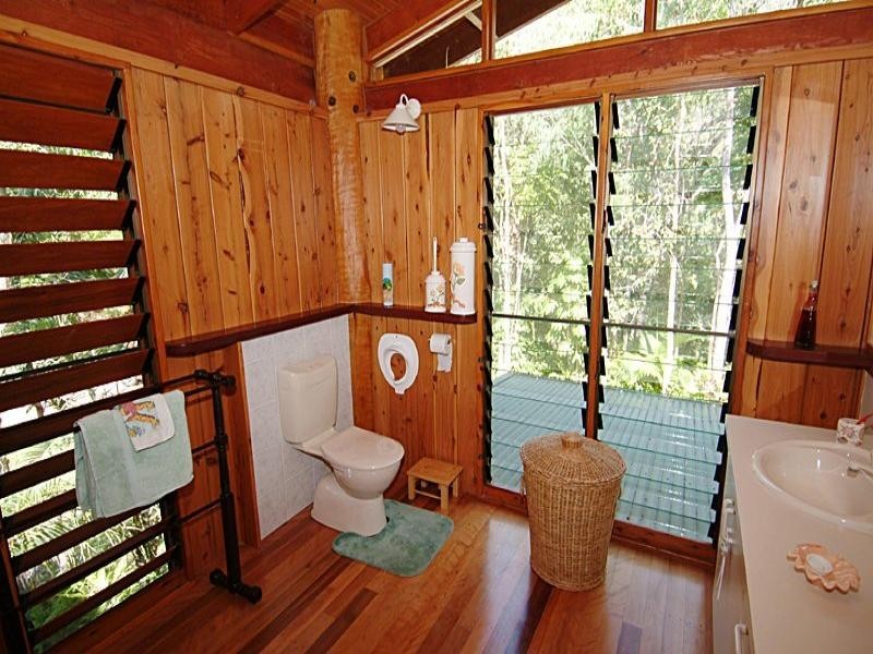 Oak Beach QLD 4877
