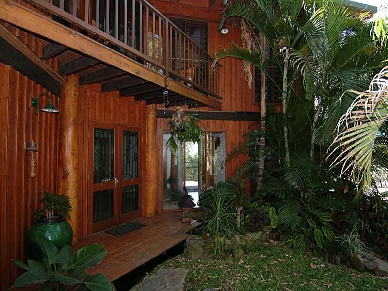 Oak Beach QLD 4877