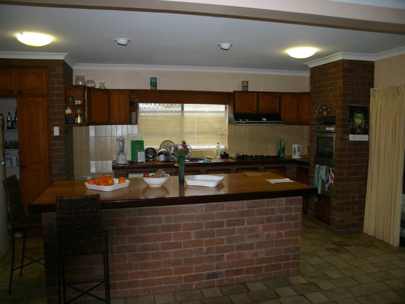 36 Andrews St, Newell QLD 4873