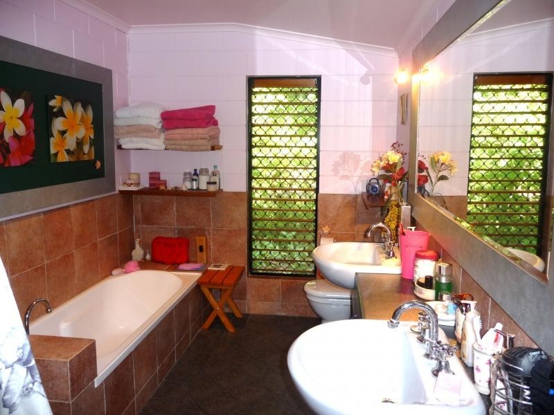 10 Ribbon, Port Douglas QLD 4877