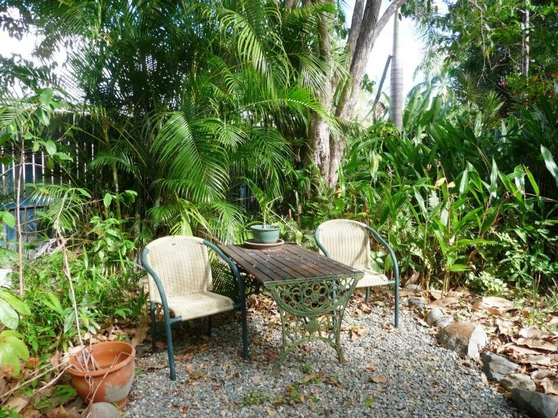 10 Ribbon, Port Douglas QLD 4877