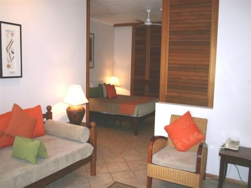 32/ OWEN, Port Douglas QLD 4877